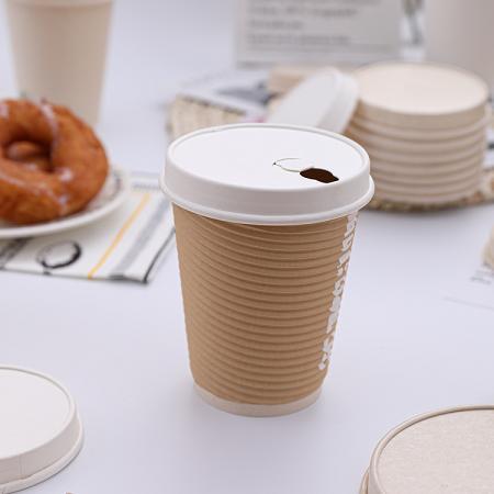 Waterproof disposable paper cup with lid